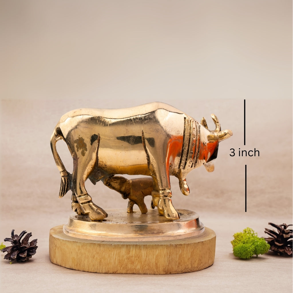 Pure Brass Kaamdhenu Cow and calf idols – 3 Inches