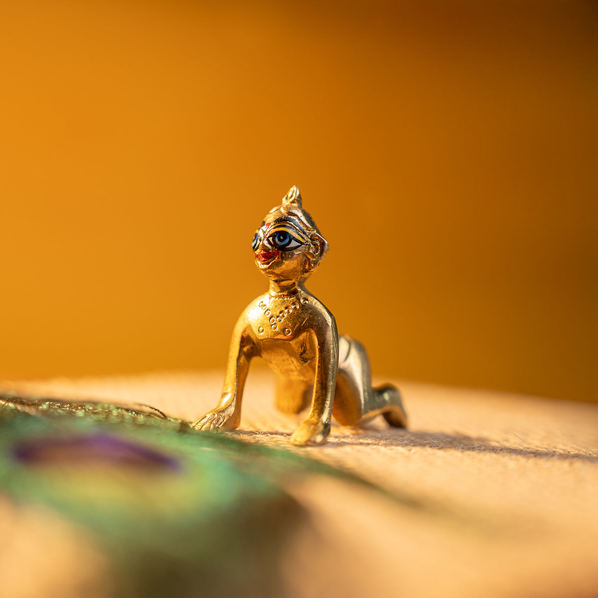 Laddu Gopal idol Blue eyes